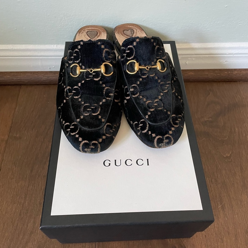 Gucci Princetown Navy Velvet Slipper Size 38